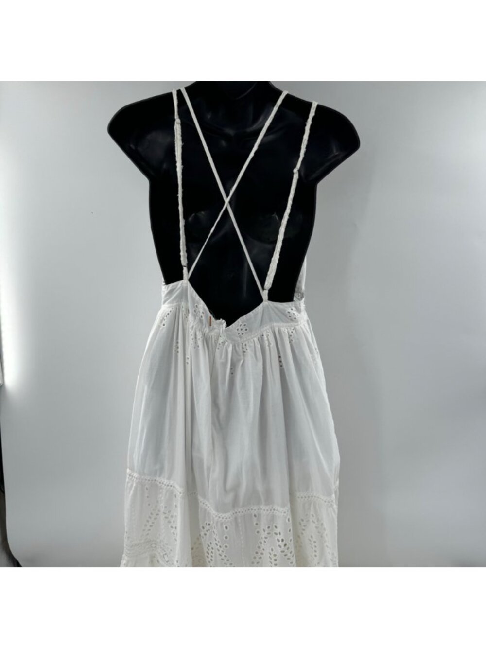 MISA Los Angeles Allegra Women's Allegra White Eyelet Lace Maxi Dress V-Neck Spa - Picture 2 of 16